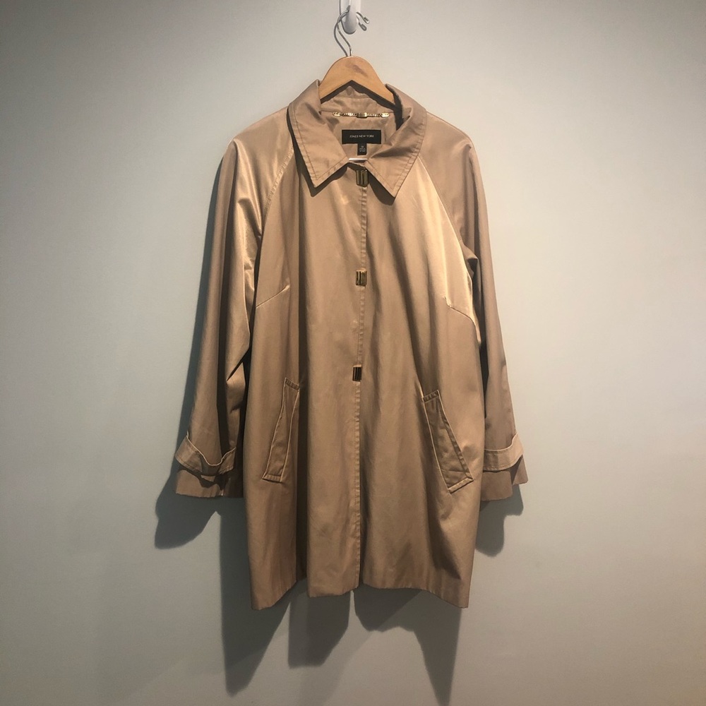 Jones New York trench coat, size 1x